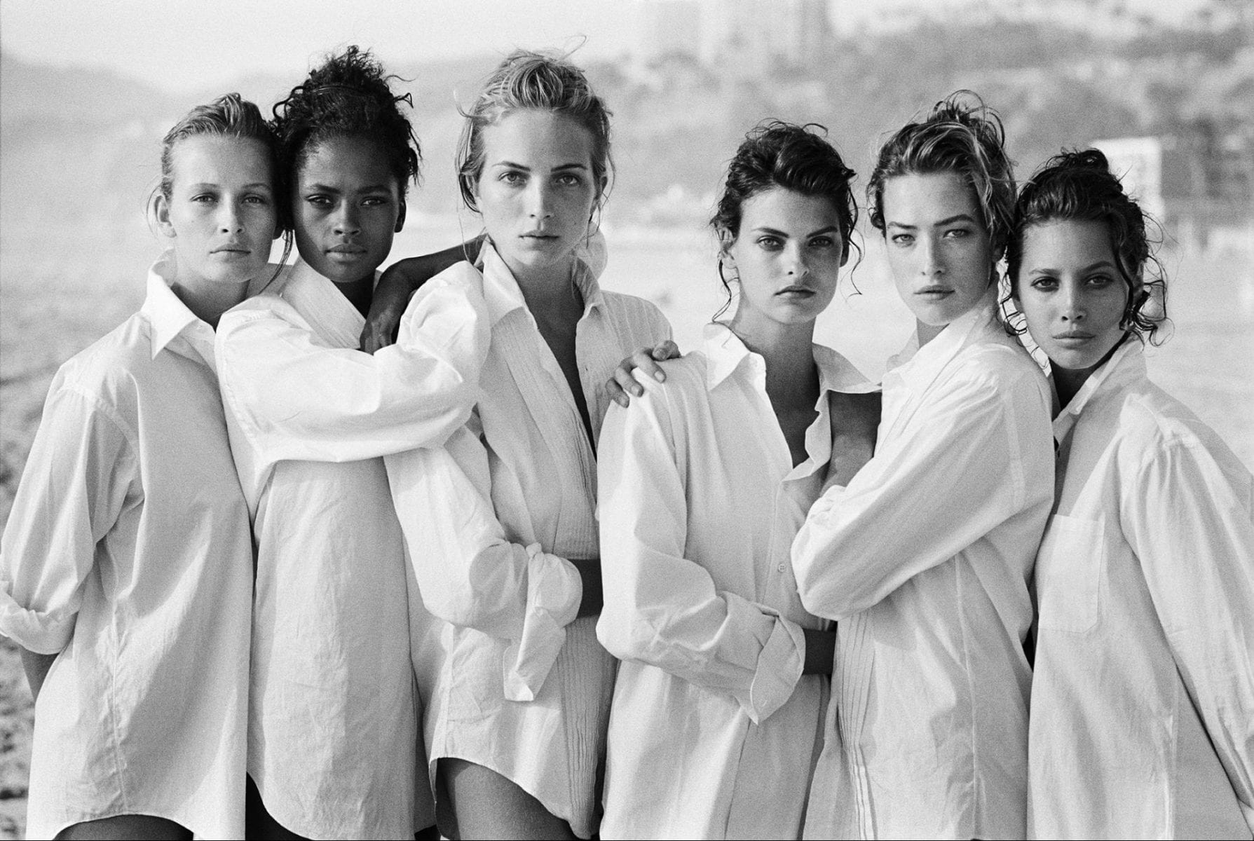 supermodels Estelle Lefébure, Karen Alexander, Rachel Williams, Linda Evangelista, Tatjana Patitz and Christy Turlington, Malibu 1988 Peter Lindbergh