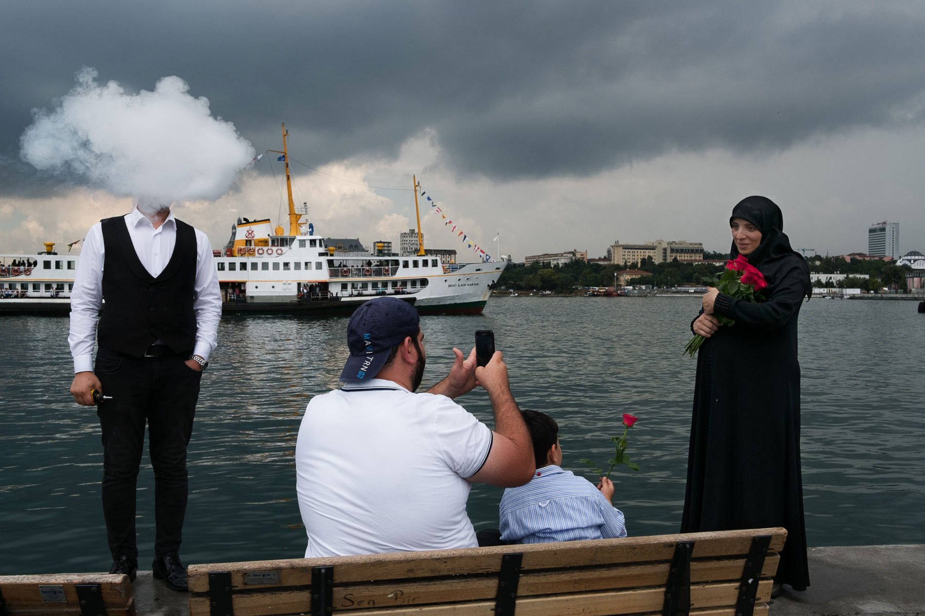 Street photography in Turkey by photographer Haluk Safi