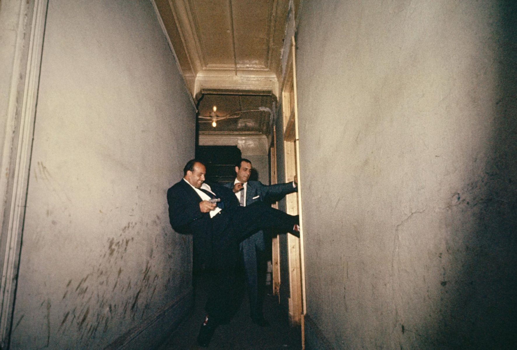 Raiding Detectives, Chicago, Illinois, 1957 © Gordon Parks