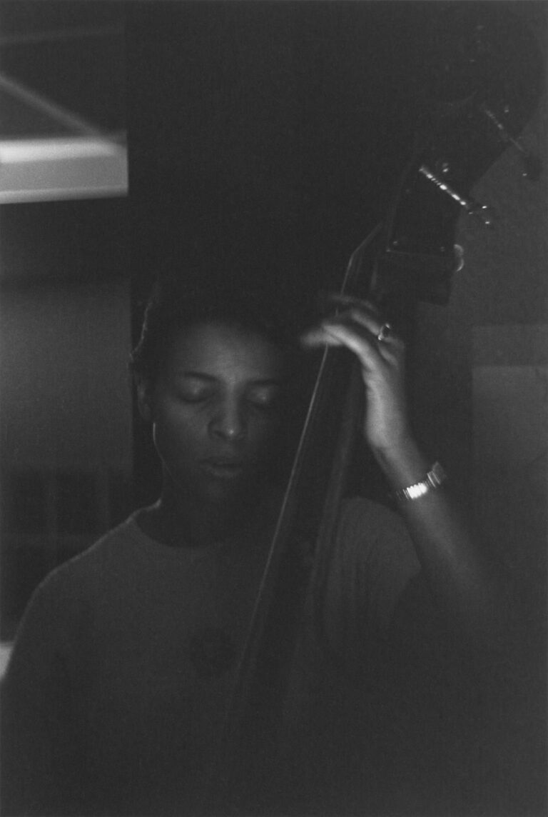 Black & white photo of jazz bassist, Edna Smith, by Roy De Carava