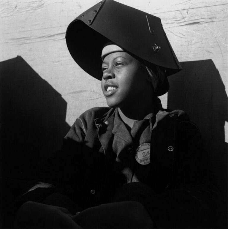 Black and white photography by Dorothea Lange. Shipyard Worker, Richmond California, c 1943