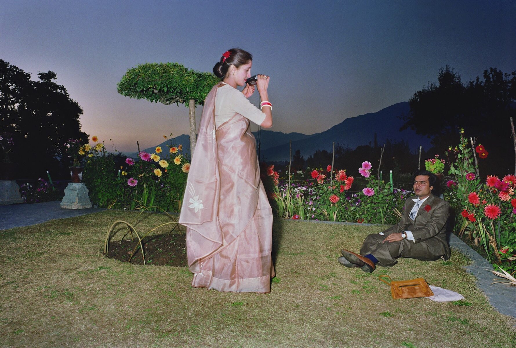 Color photography by Mitch Epstein Honeymoon Couple, Nishat Gardens Srinagar, Kashmir, India, 1981