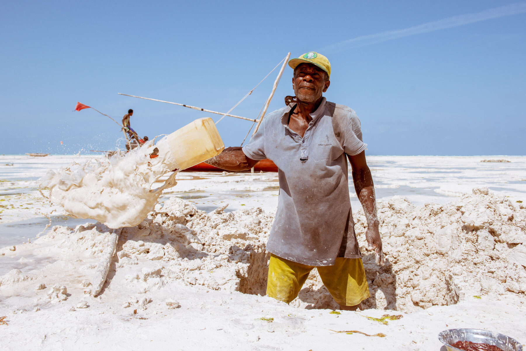 color portrait of a man in Jambiani, Zanzibar by Tamara Arranz