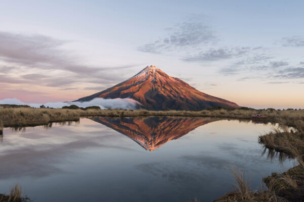 color landscape photography of Mt Taranaki, New Zealand by Yifeng Ding. 10 stunning landscape images