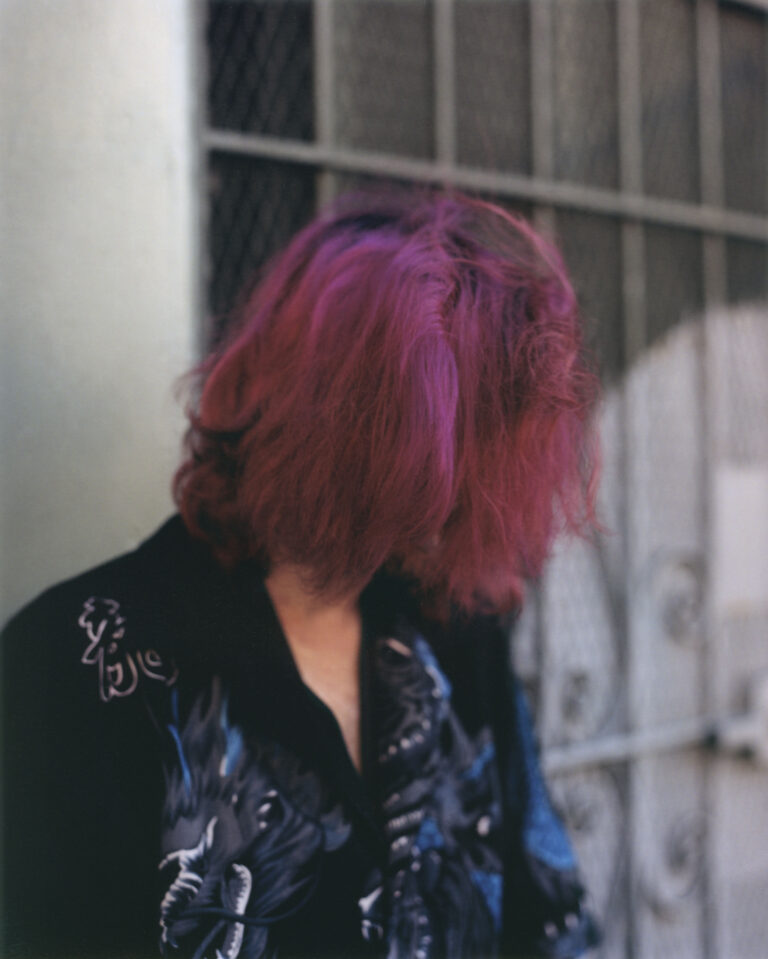 Gregory Halpern documentary photography, woman with pink hair, Magnum photos.