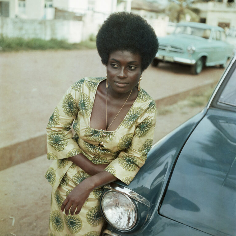 Color photography portrait by James Barnor, Accra 1972