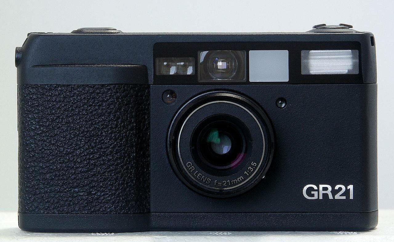 Picture of Ricoh GR21 35mm camera