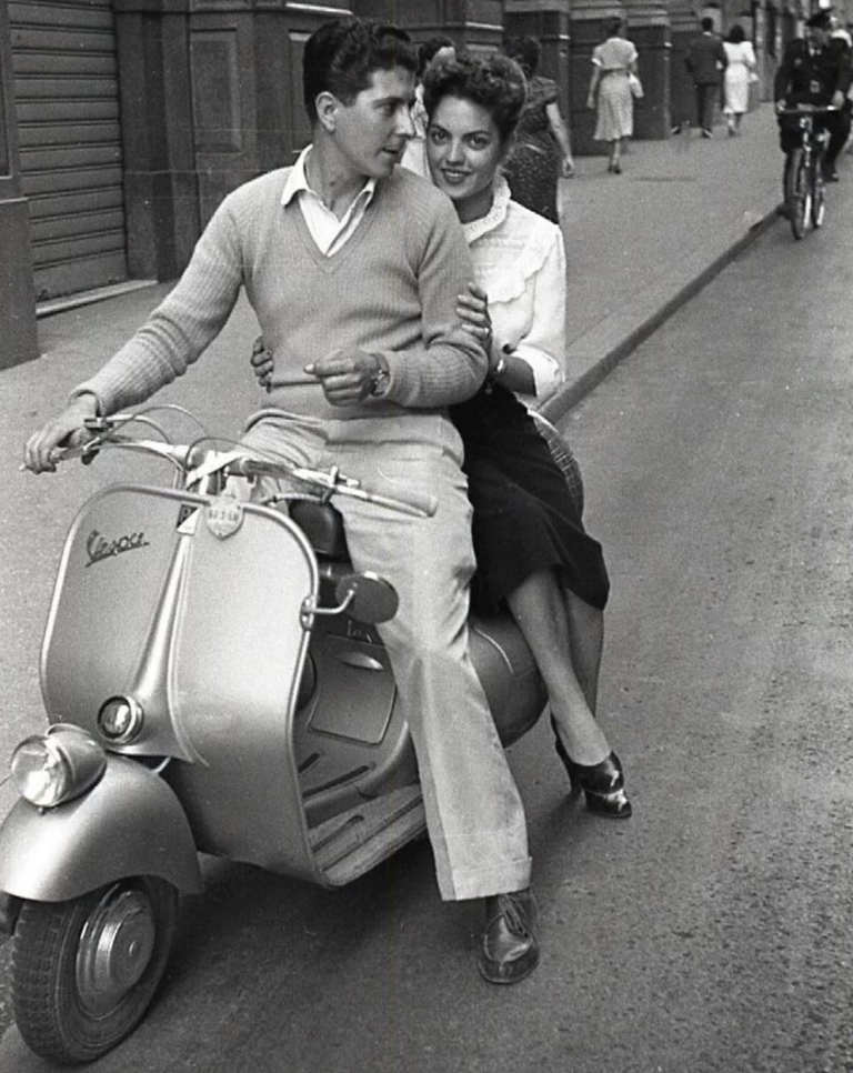 Street photography by Ruth Orkin, couple on Vespa, Rome, 1951