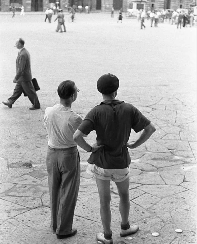 Street photography by Ruth Orkin, two men, Rome