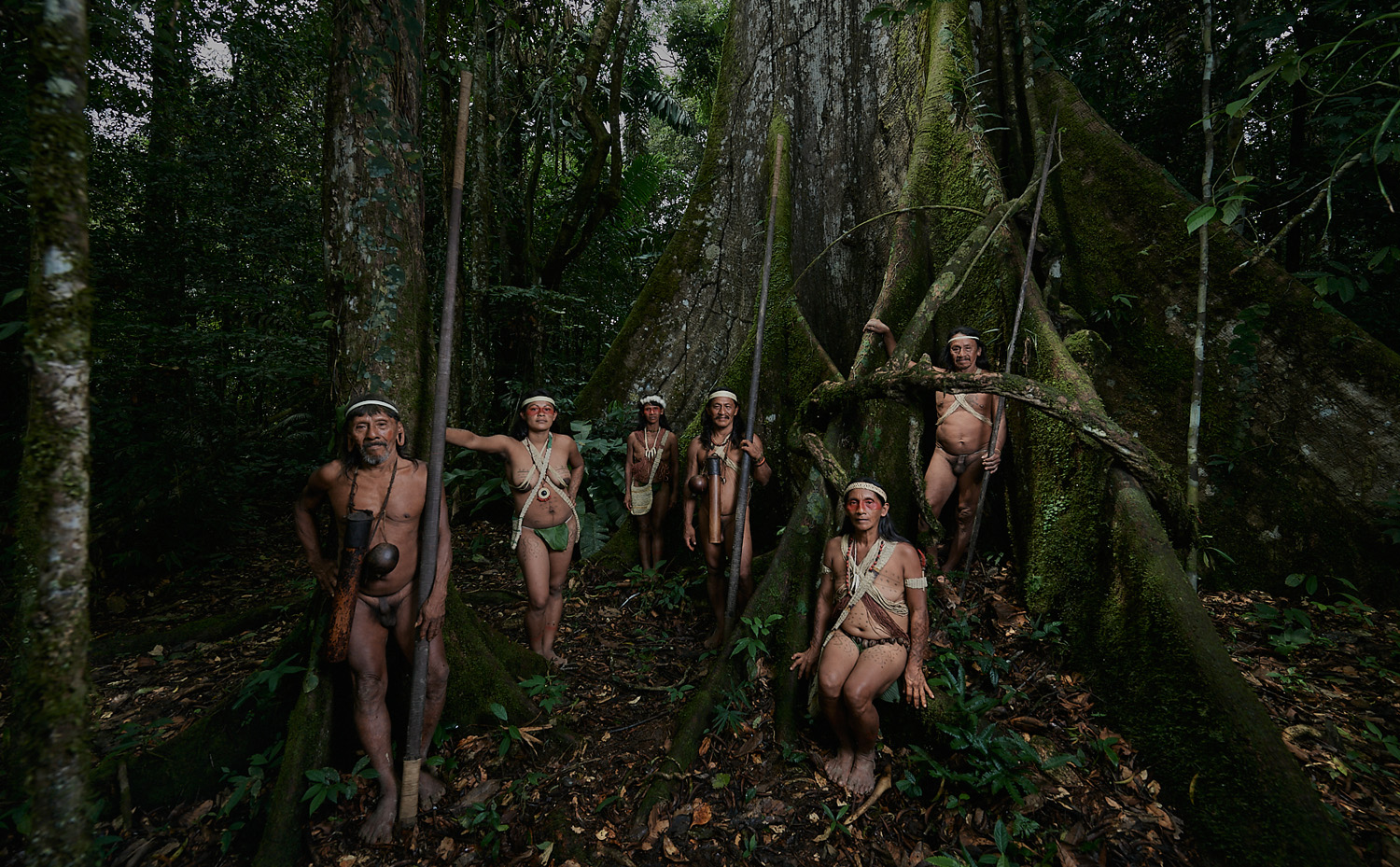 color travel photo of Huaorani tribe in Amazonio by Marios Forsos