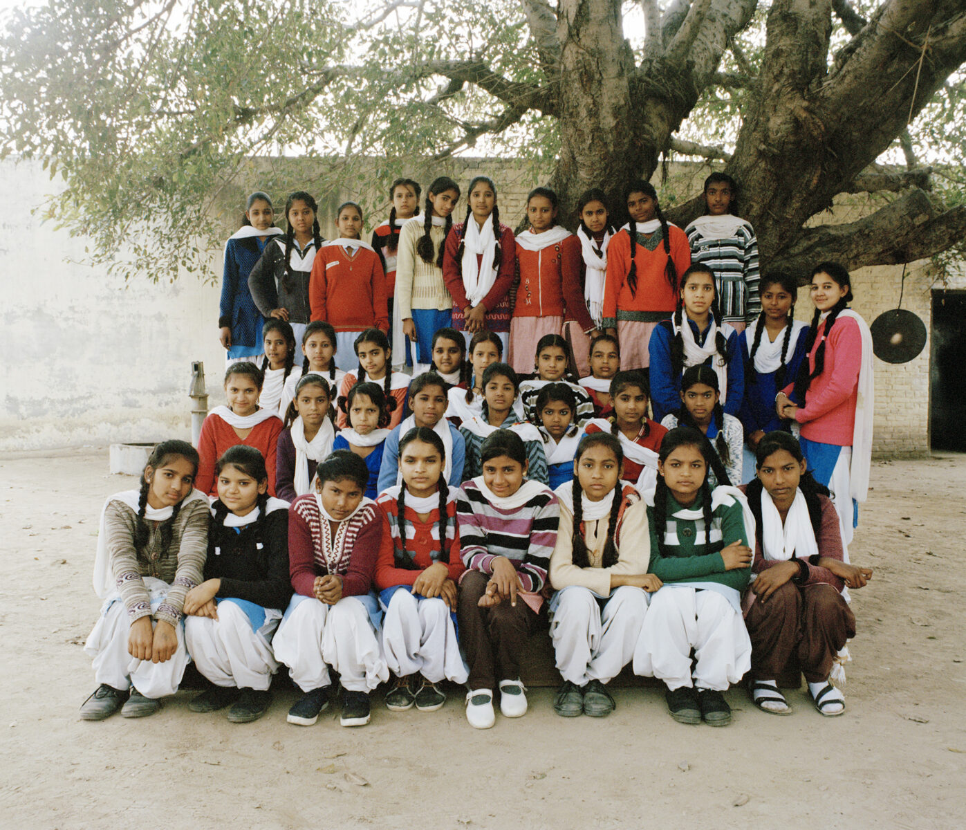 Group portrait photography by Vikram Kushwah, school girls