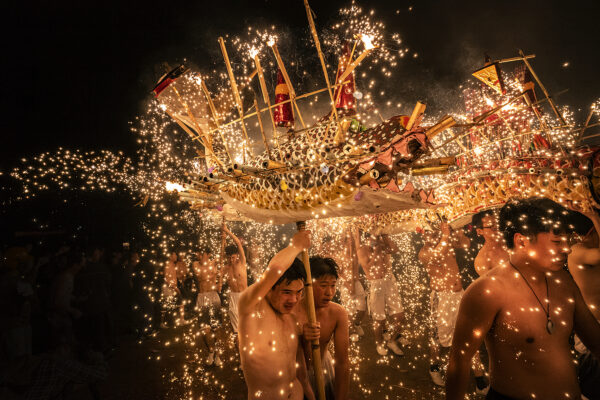 color photo of Fire dragon dance in Meizhou, China by Leo Kwok