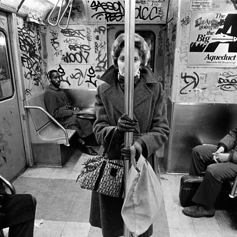 Black & white street photography by Richard Sandler