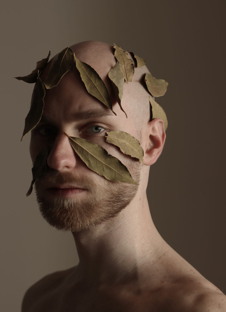 color studio self portrait of a man by Francesco Montemurri