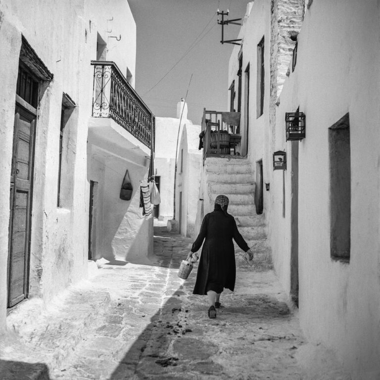 Black & white photography of Greece by Robert McCabe - fishermen