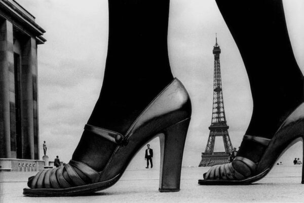 black and white fashion photography by Frank Horvat