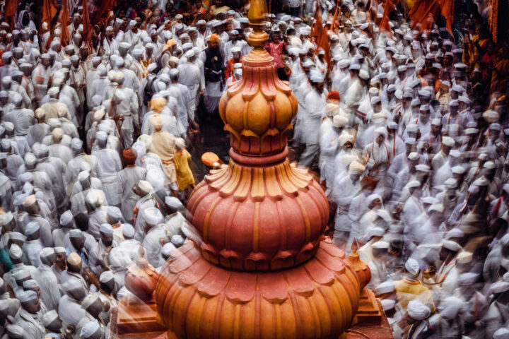 color photo of ceremony in Dehugaon, India by Arun Kumar Nalimela