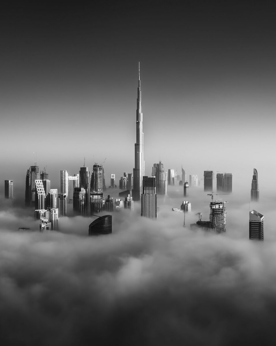 black and white cityscape of Dubai by Florian Kriechbaumer