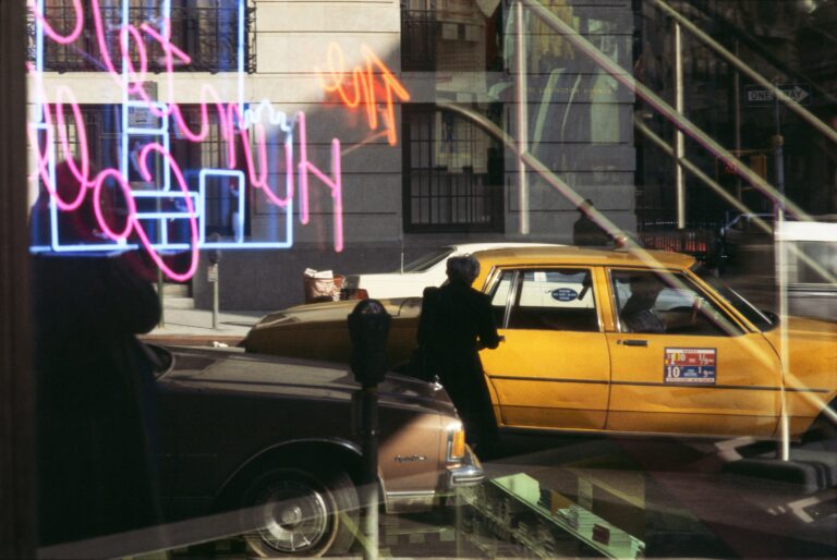 color street photography in NYC by Frank Horvat